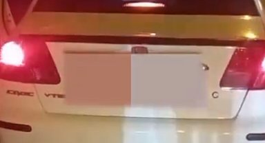 Trafik denetimlerinde bin 615 aracın taşıt yoluna park edildiği belirlendi