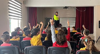 Trafik ekiplerinden öğrencilere eğitim