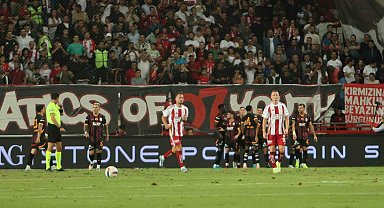 Trendyol Süper Lig: Antalyaspor: 0 - Galatasaray: 1