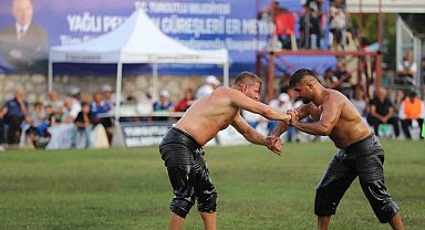 Turgutlu'da Kırkpınar havası yaşandı