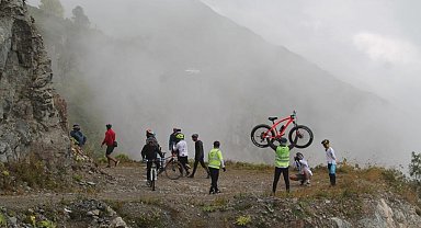 Turizmde üçüncü çeyrek geliri 23 milyar 219 milyon 751 bin dolar oldu