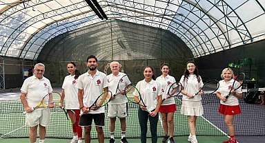 Türk Böbrek Vakfı'nın düzenlediği 2. Cumhuriyet Tenis Turnuvası başladı