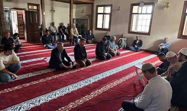 Türk Ocağı, hatim duası ve mevlid okutturmak için bir araya geldi