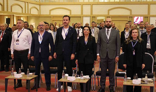 Türkiye Satranç Federasyonu'nda başkanlığa Fethi Apaydın seçildi