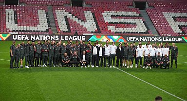 Türkiye ve Karadağ, 19 Mayıs Stadyumu'nda maça hazırlandı