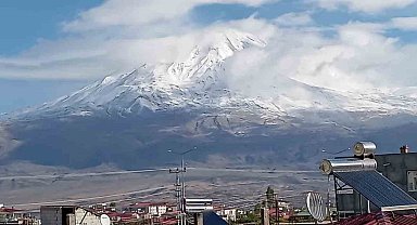 Türkiye'nin "çatısı" beyaza büründü