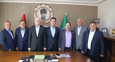 TZOB Genel Başkanı Bayraktar Niğde'de patates ve soğan hasadına katıldı