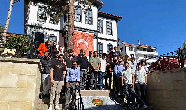 Üniversite öğrencileri Kastamonu'yu gezdi