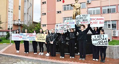 Üniversite öğrencilerinden kadın cinayetlerine tepki