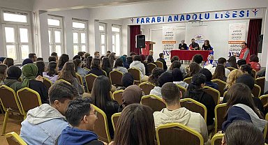 Üniversite öğrencilerine moral akşamı