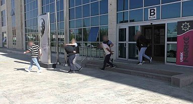 Uşak'ta 5 uyuşturucu satıcısı tutuklandı