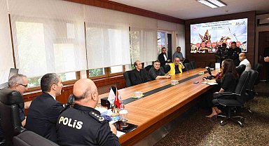 Uşak'ta Güvenlik ve Asayiş Bilgilendirme toplantısı gerçekleştirildi