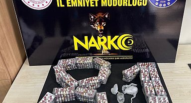 Uyuşturucu tacirleri yolcu otobüsünde yakalandı