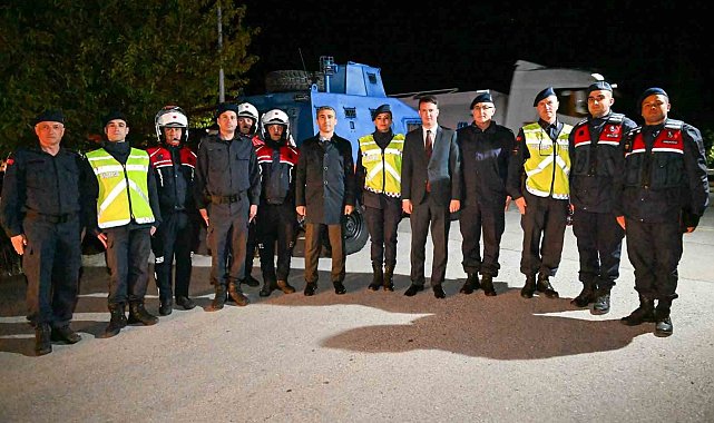 Vali Aktaş jandarma uygulama noktasını ziyaret etti