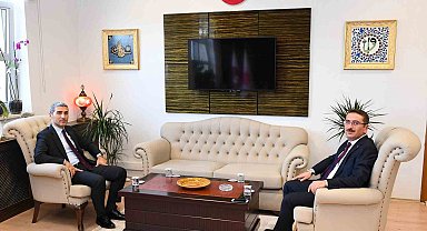 Vali Aktaş, Uşak Adliyesine iade-i ziyarette bulundu