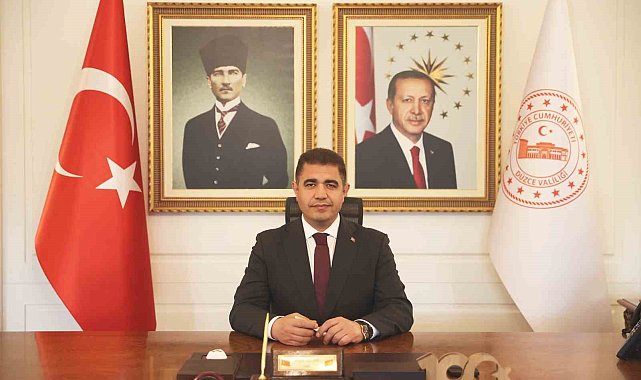 Vali Aslan, "Cumhuriyet, aziz milletimizin damarlarındaki özgürlük tutkusudur"