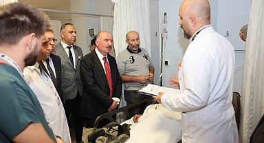 Vali Çalgan'dan, yaralı tarım işçilerine hastanede ziyaret