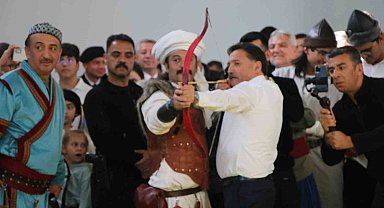 Vali Çiçek: "Türk gençliğinin milli şuuru devam ettiği sürece Türkiye asla yıkılmaz ve bölünmez"