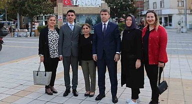 Vali Önder Bakan'dan Taşova'nın örnek muhtarının mahallesine gezi
