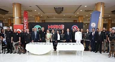 Vali Pehlivan: "En büyük kötülüklerden birisi çocuklarımızın, gençlerimizin zehirlenmesi"