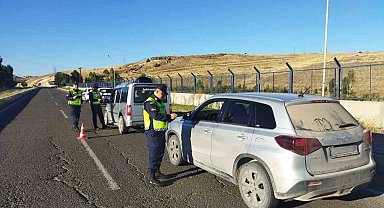 Van'da 142 araç trafikten men edildi