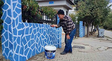 Veteriner Hekimden mezun olduğu köy okulunda örnek boya çalışması