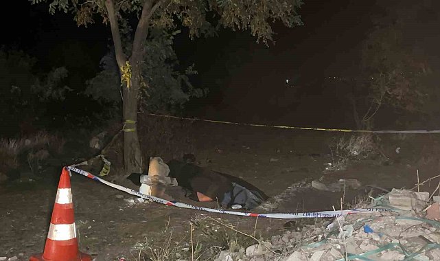 Yakınlarını görüntülü arayarak intihar etti