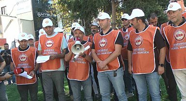 Yalova Belediyesi'nde haklarını alamayan memurlar iş bıraktı