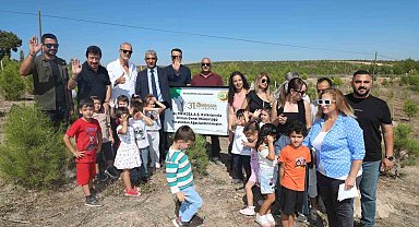 Yanan ormanlar "Her çocuk için bir fidan" projesiyle yeniden yeşeriyor