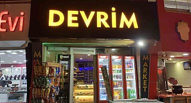 Yangından etkilenen vatandaşlara boş büfeden su alıp parasını tezgaha bıraktılar