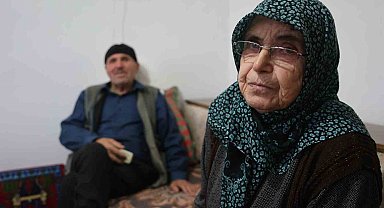 Yaşlı çifti 'sarraf soymuşsunuz' diye korkutup 400 bin lira dolandırdı