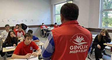 Yeni dönem kurs tanıtımları sürüyor