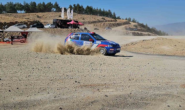 Yenipazar'da düzenlenen Otokros Kupası'nda kupalar sahiplerini buldu