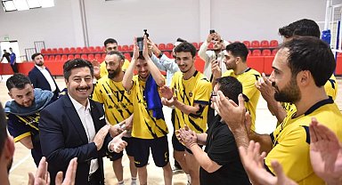 Yenişehir Belediyespor ilk maçında galip geldi