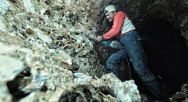 Yerin 65 metre altında lületaşını anlattılar