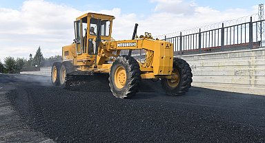 Yeşilyurt Belediyesi'nden kış öncesinde yol atağı