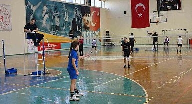 Yunusemreli badmintonculardan 8 madalya
