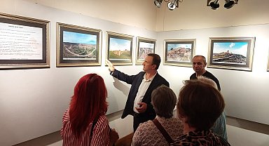 Zerzevan Kalesi fotoğraf sergisi Balıkesir'de açıldı