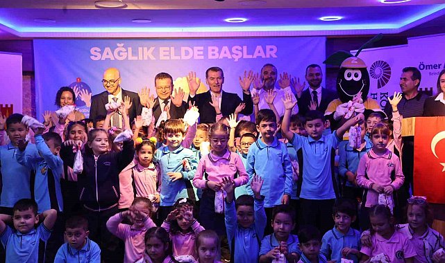 Zeytinburnu'nda her yıl 5 bin ilkokul öğrencisi doğru el yıkama alışkanlığı kazanacak