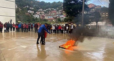 Zonguldak'ta deprem ve yangın tatbikatı gerçekleştirildi