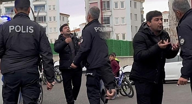 İlginç olay, polise yalvardı: 'Beni döv'