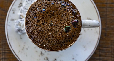 Kahve içmek ömrü yaklaşık 2 yıl uzatıyor
