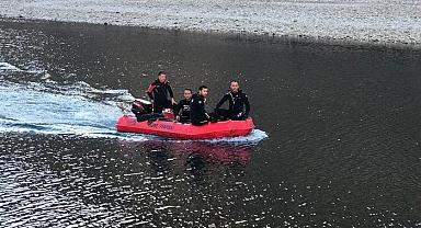 Önce kıyafetleri ardından cansız bedeni bulundu! Kayıp çobanın cenazesi otopsi için morga kaldırıldı