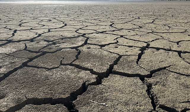 Karaman’da Su Krizi Kapıda: Barajlar Kuruyor, Kuyular Tükeniyor! Uzmanlar ve Yetkililerden Acil Önlem Çağrısı