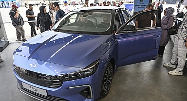 TEKNOFEST İstanbul'da Togg'un yeni modeli T10F tanıtıldı