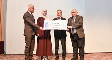 KMÜ’DE “DİLİMİZ KİMLİĞİMİZ” DENEME YARIŞMASI ÖDÜL TÖRENİ DÜZENLENDİ