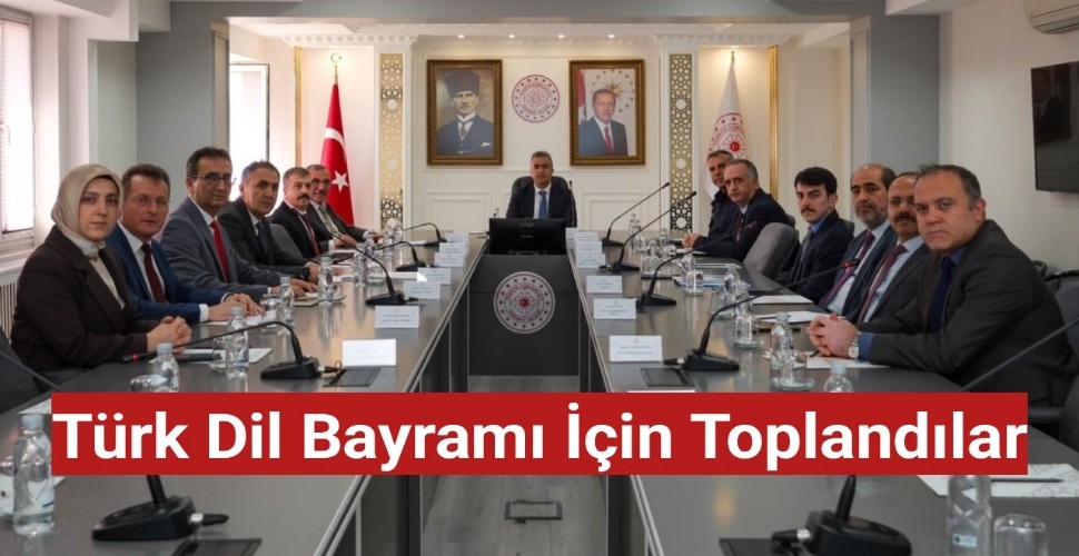 Türk Dil Bayramı için toplandılar