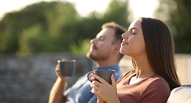 Nörologdan ezber bozan açıklama: Sabah içilen bu içecek demans riskini azaltıyor